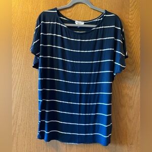 Korye blue and white women’s pullover top.